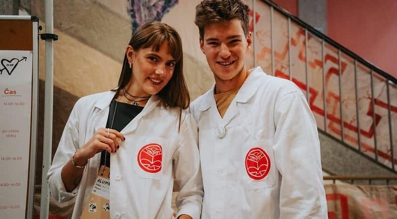 Alumni den 2024: Chemie, sovičky a Jiří Mádl na PedF UK